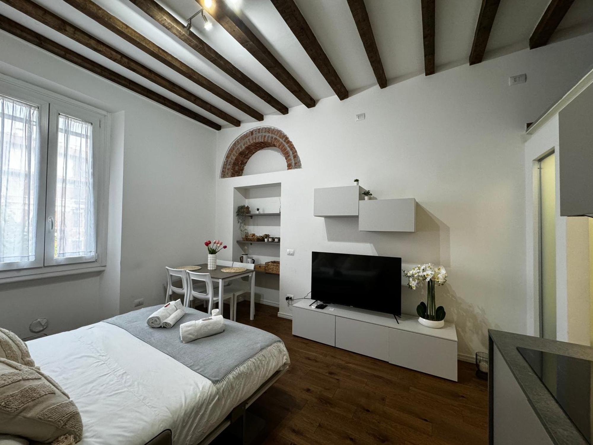Regina Milano In Corso Lodi - Sky Tv, Wifi E Breakfast Box Apartment Екстериор снимка